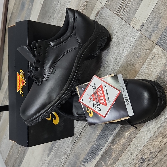 Thorogood SoftStreets Oxford - Picture 3 of 11